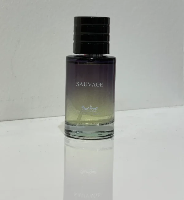 عطر دیور ساواج الکسیر | Dior Sauvage Elixir عطری گرم، تلخ و ماندگار برای آقایان شیک‌پوش.