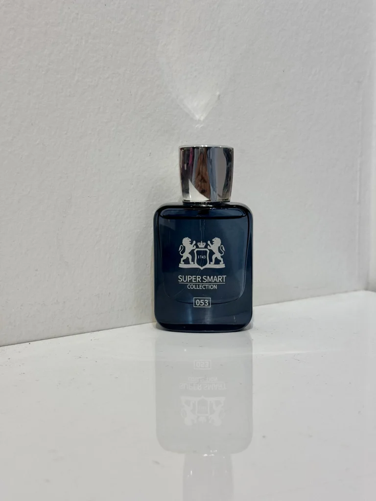 بطری 25 میل عطر یونیسکس مارلی سدلی | Parfums de Marly Sedley سوپر اسمارت با طراحی شیک و آبی روشن در پس‌زمینه‌ای مینیمال.